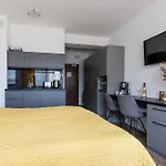 Ania Z Widokiem Na Morze W Arka Kolobřeh
